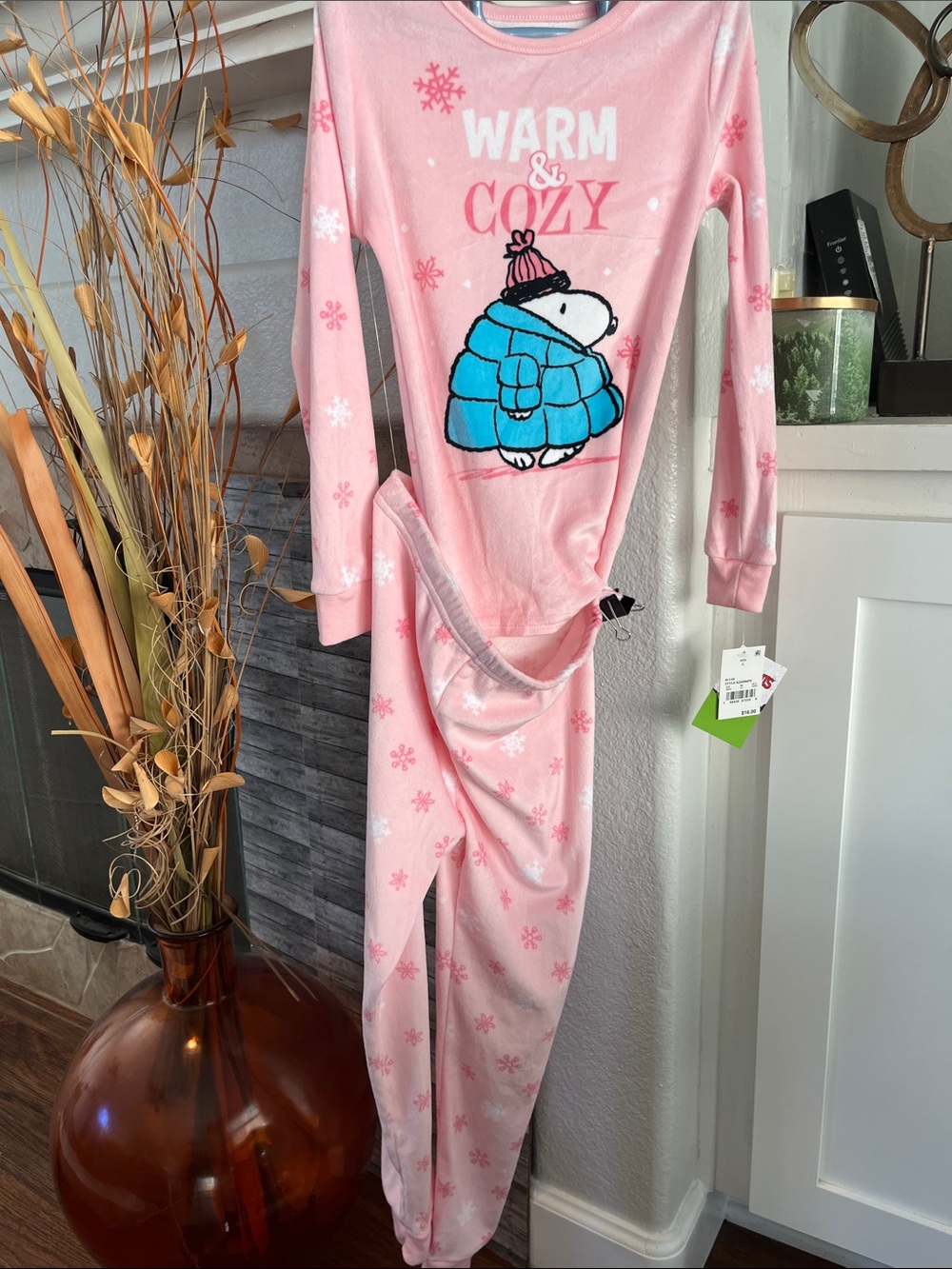 Snoopy  - Warm & Cozy